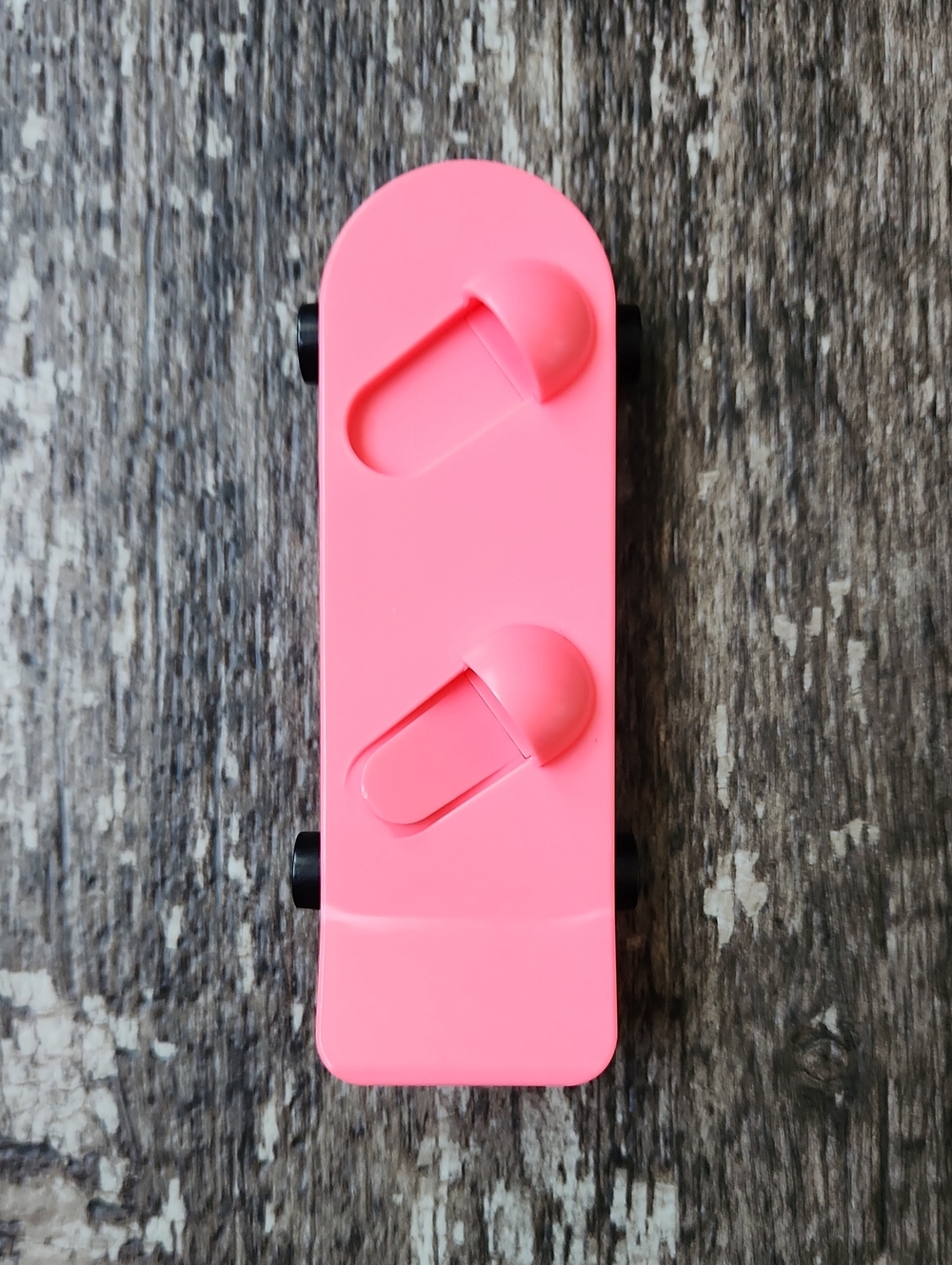 Vintage 1996 Barbie Skateboard